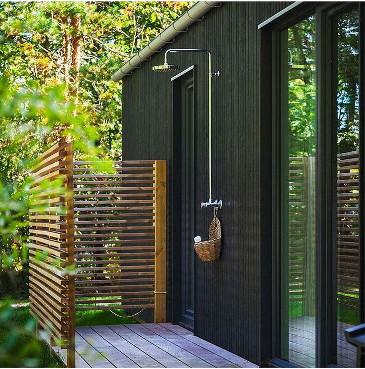 25 outdoor shower ideas