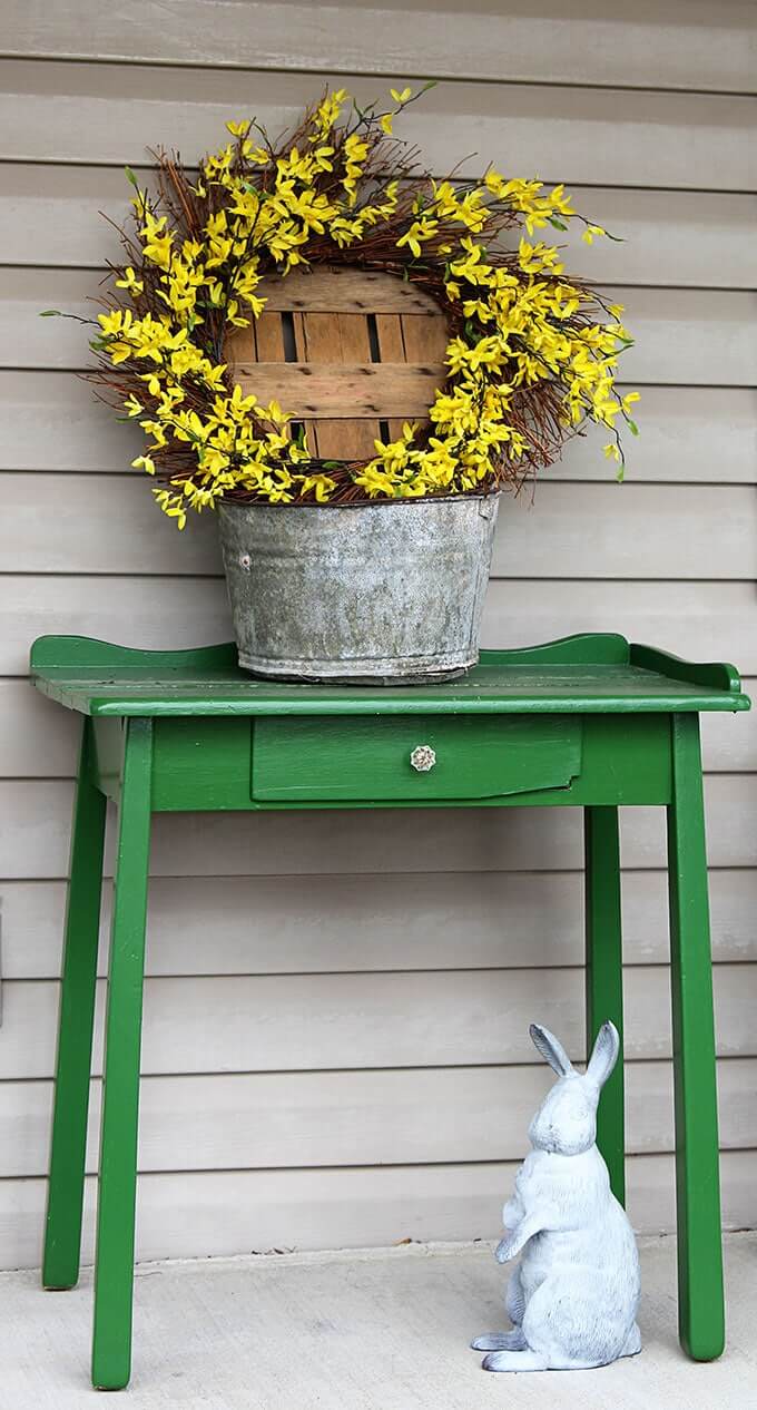 Farmhouse Spring Decor | DIY Spring Porch Decor Designs & Ideas