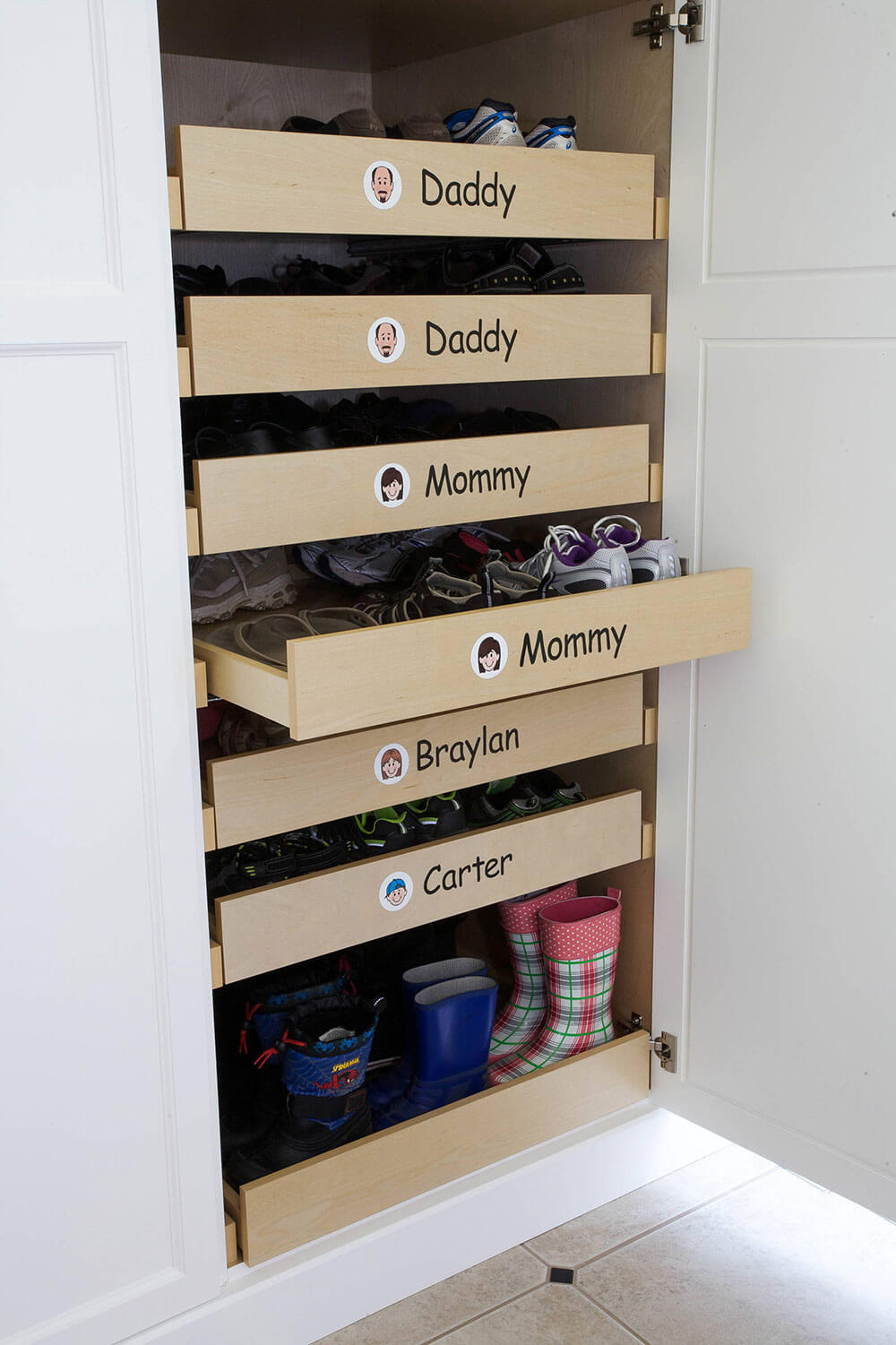 Shoe Racks for family | Smart Shoe Storage Ideas & Designs For Any Zoom Size