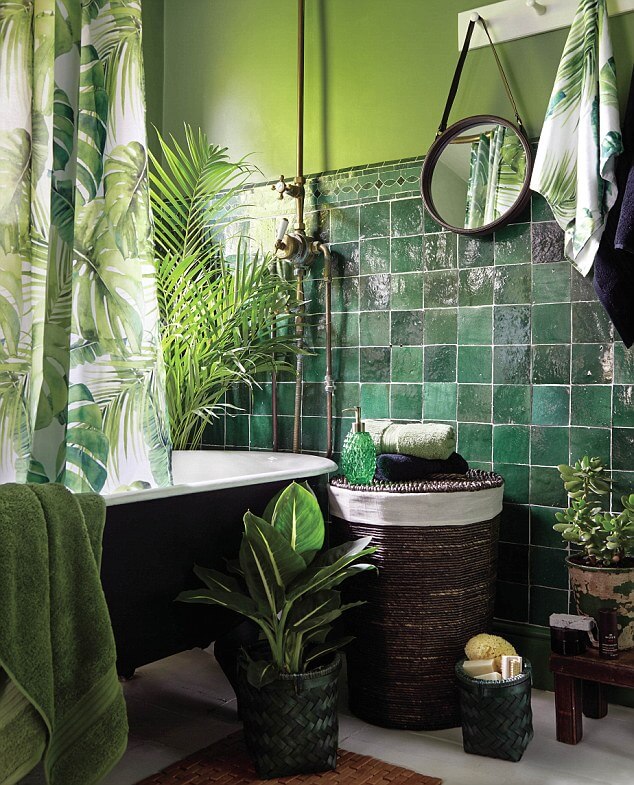 1 tropical bathroom decor