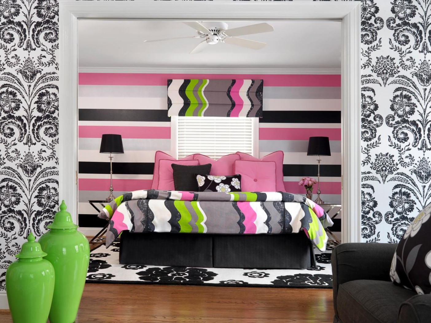 Room with colored stripes