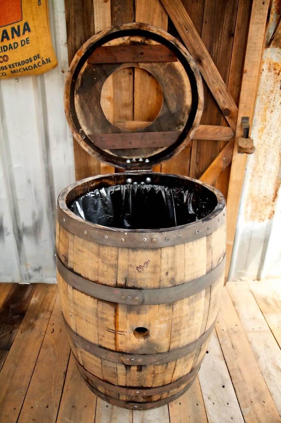 13 old wine barrel ideas