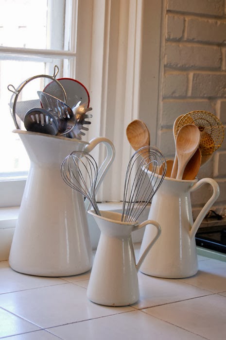 Ceramic jars for storing kitchenware