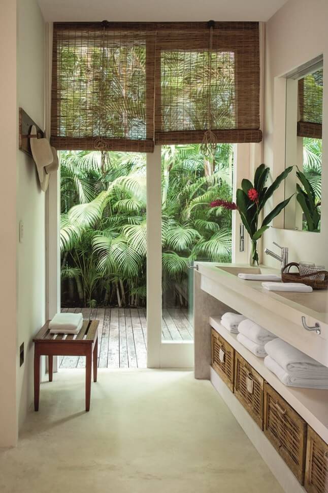 4 tropical bathroom decor