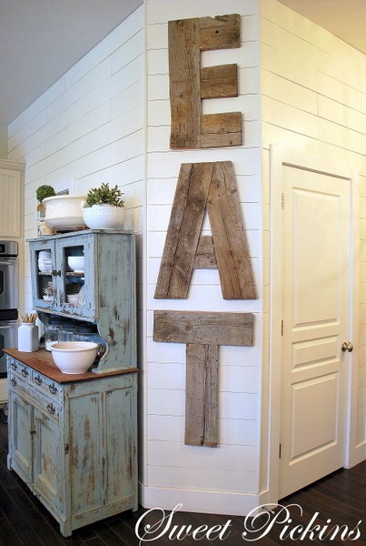 Eat letters from reclaimed lumber