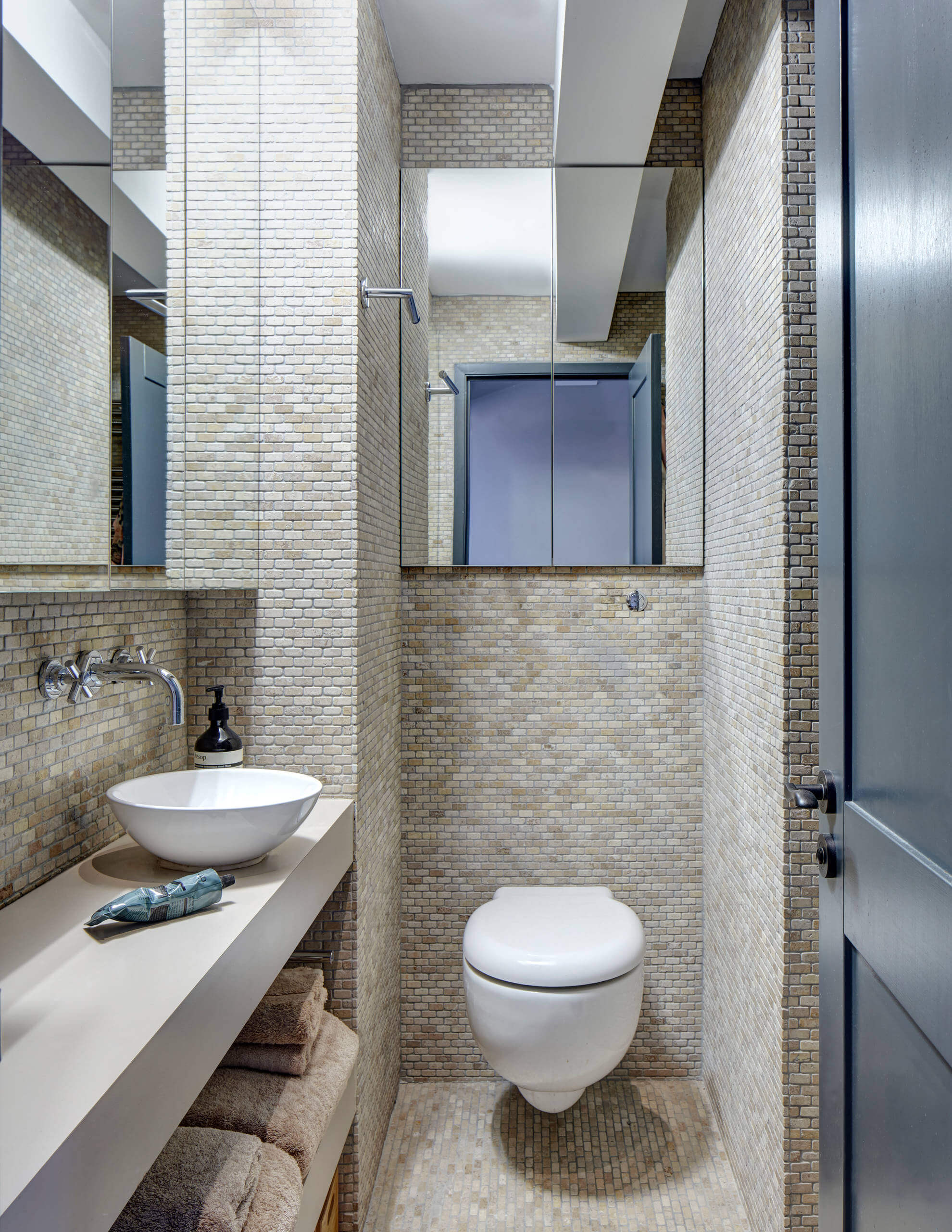 10 contemporary small bathroom ideas