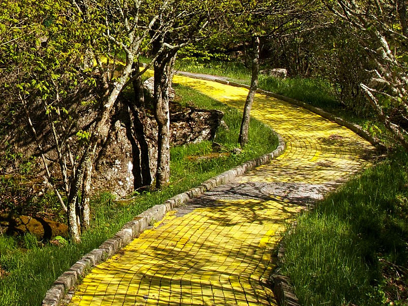 14 yellow brick walkways