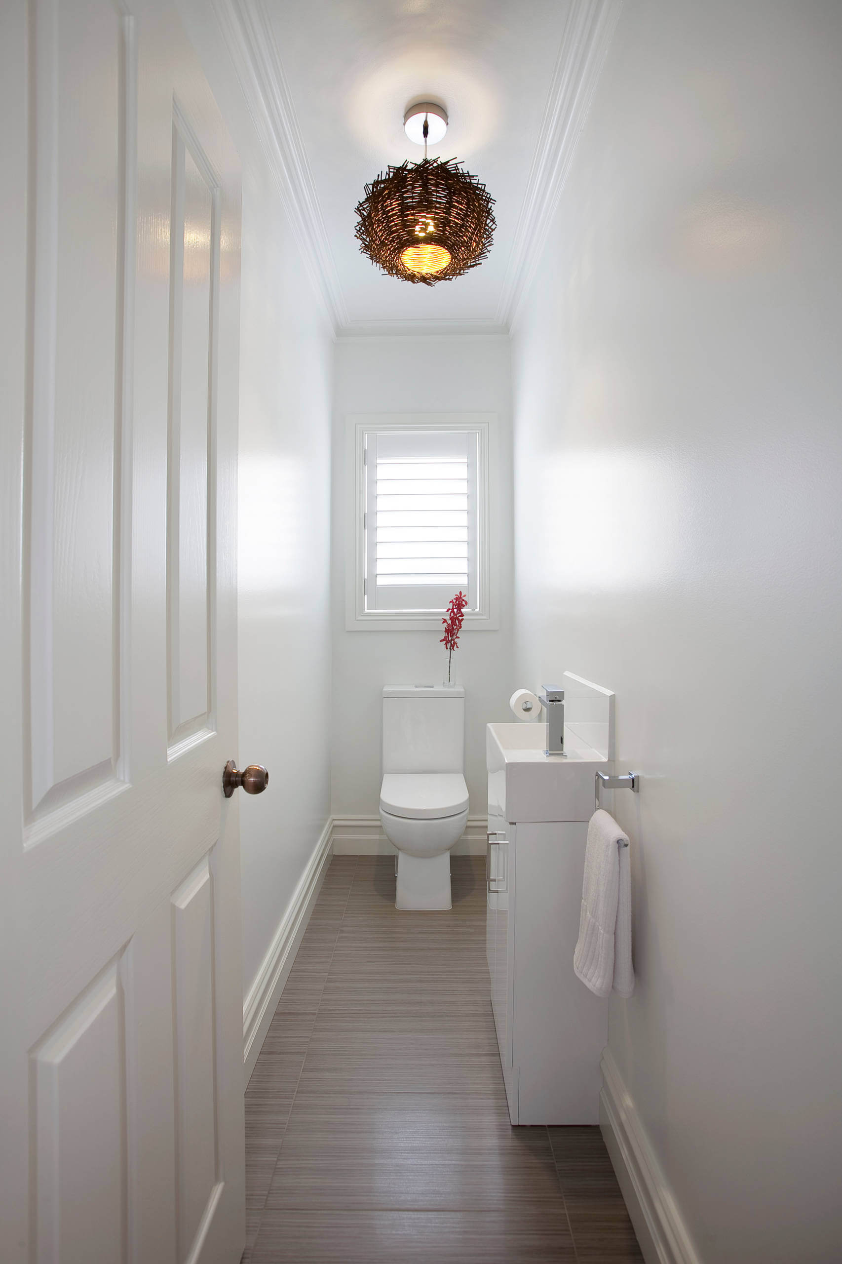 7 contemporary small bathroom ideas