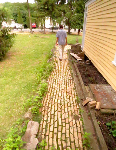 8 yellow brick walkways