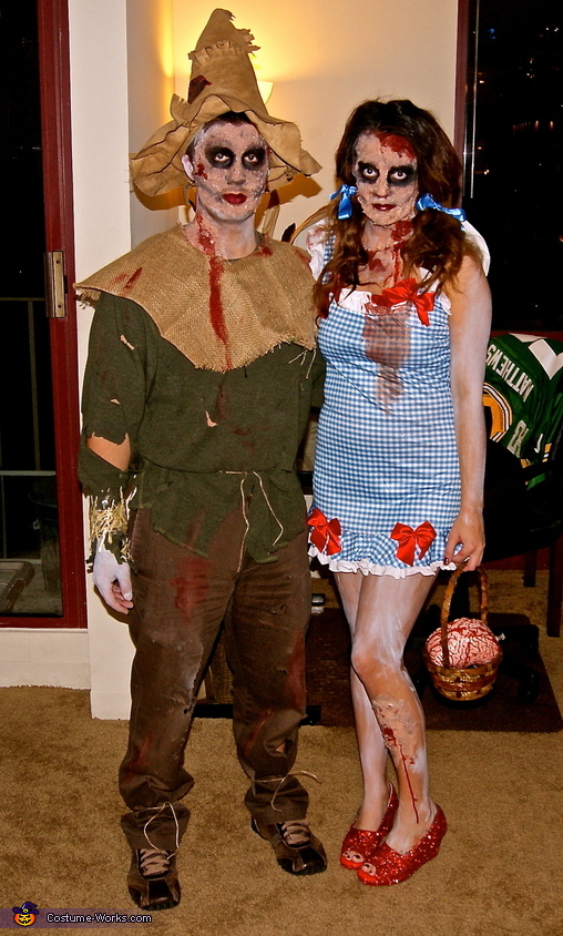 zombie dorothy and scarecrow2