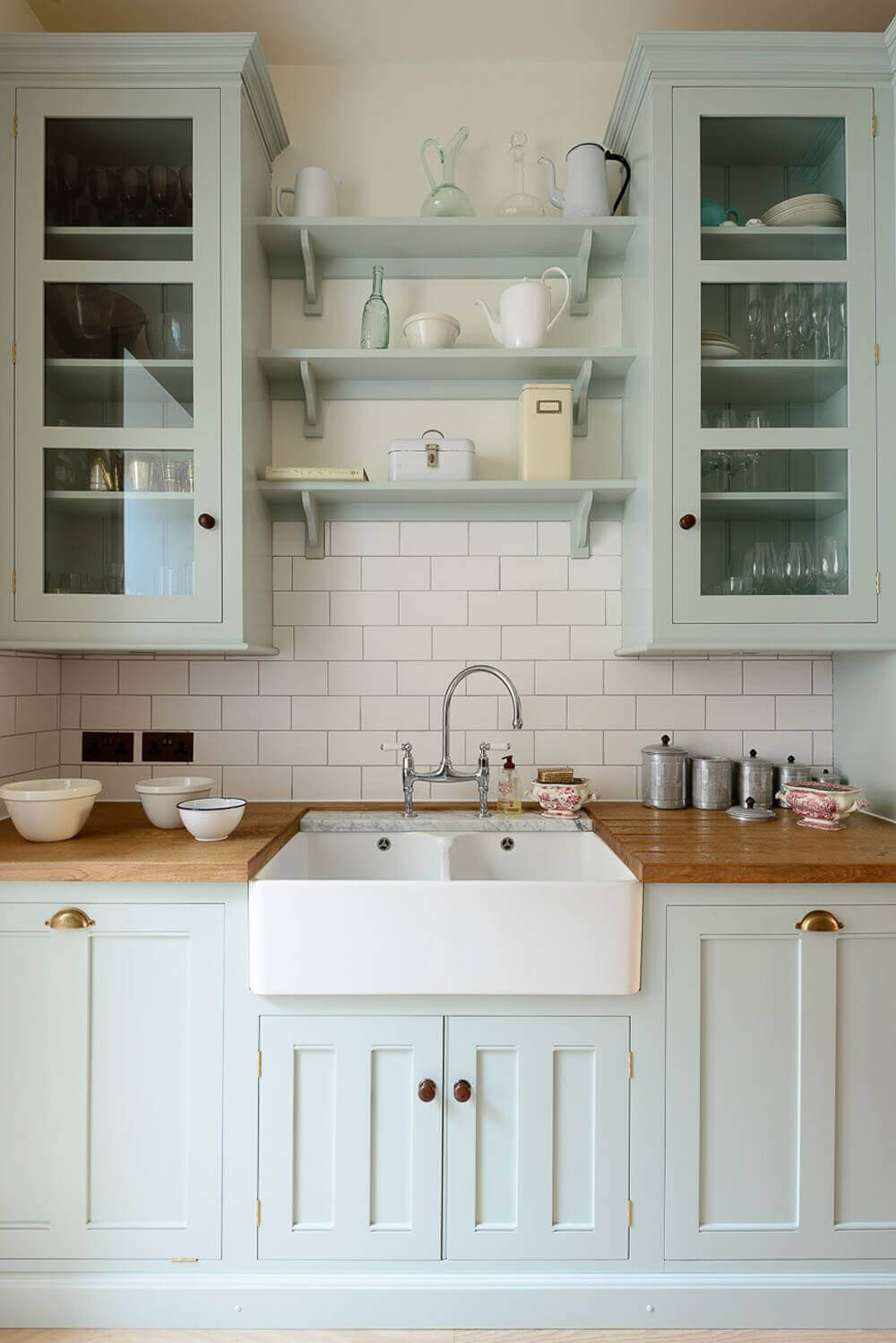 25 farmhouse kitchen cabinet ideas