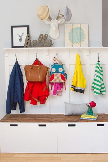 Hinged storage benches - Clever DIY Toy Storage & Organization Ideas & Projects For Kids