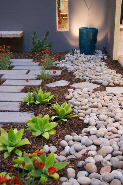 6 low water landscaping ideas