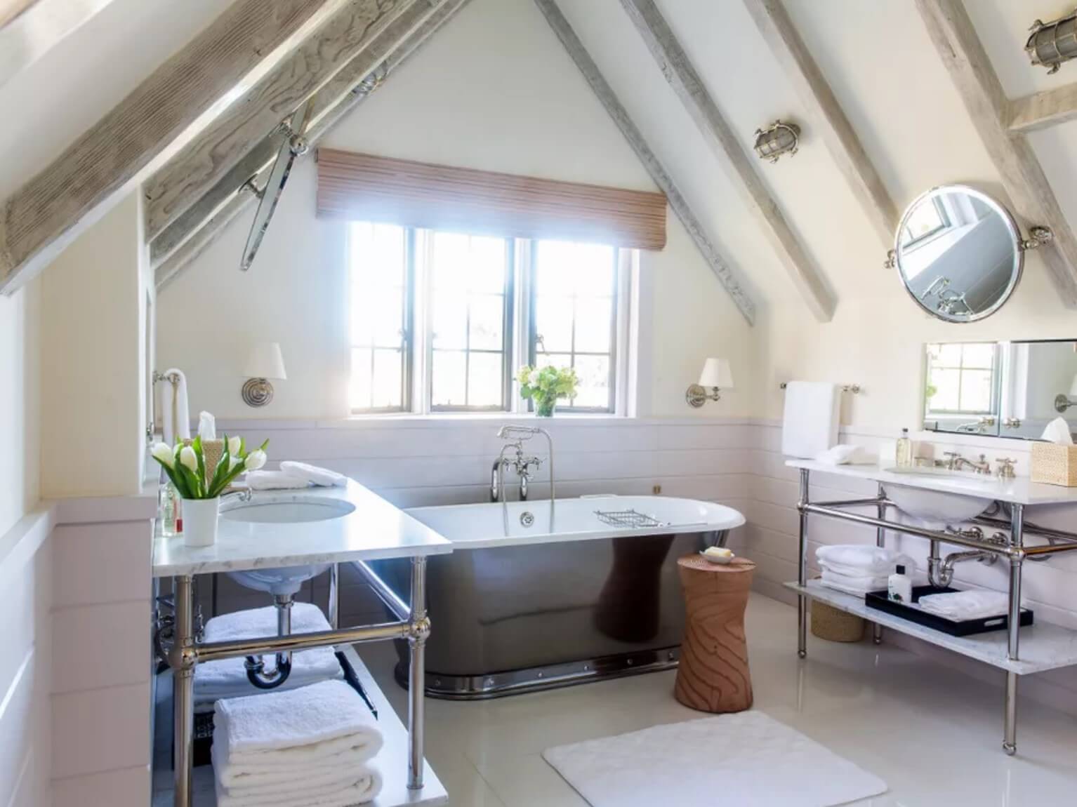 12 attic bathroom ideas