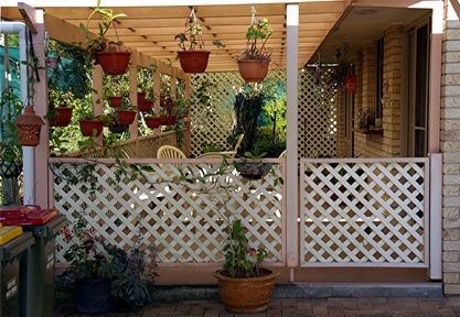 Rooftop/patio lattice fence