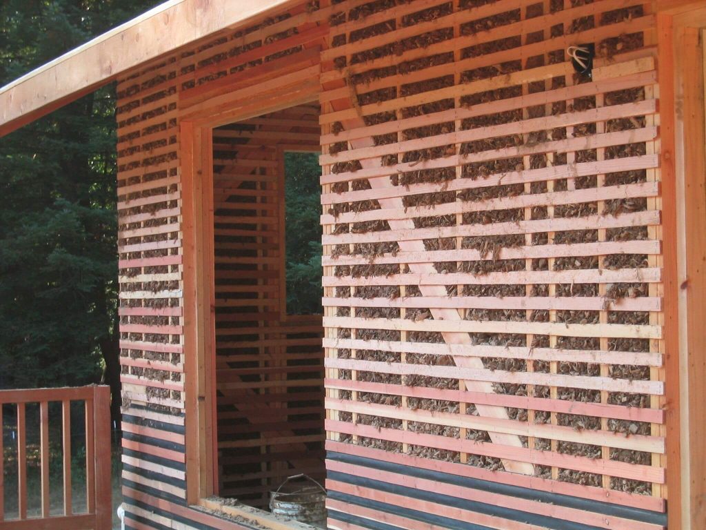 Lath with Woodchip-Clay