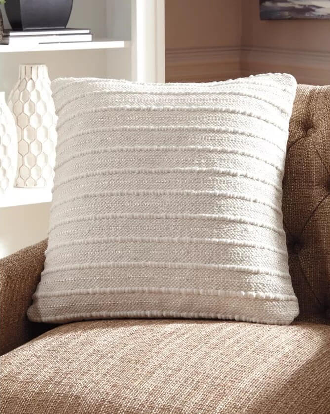 1 throw pillow ideas for brown couches