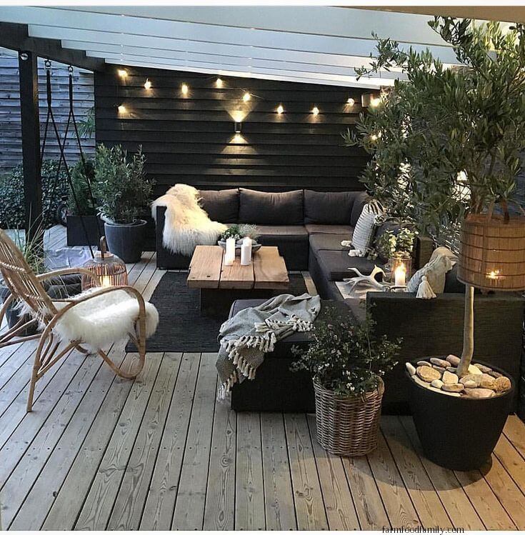 31 Best Tiny Condo Balcony Patio Ideas Designs For Privacy 2022 - Best Patio Ideas For Apartments
