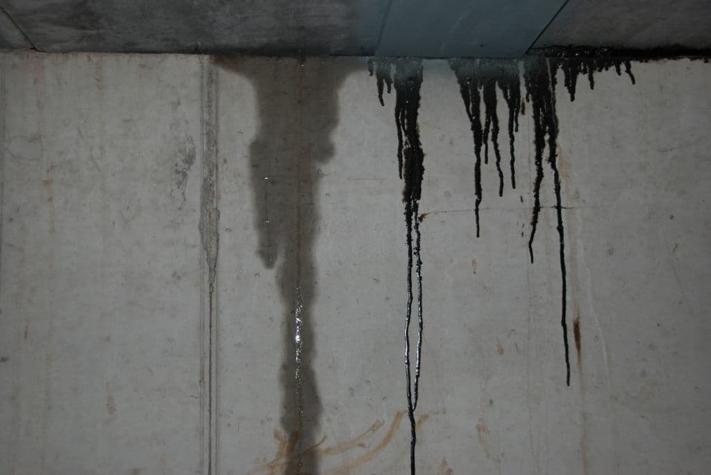 basement wall leaks