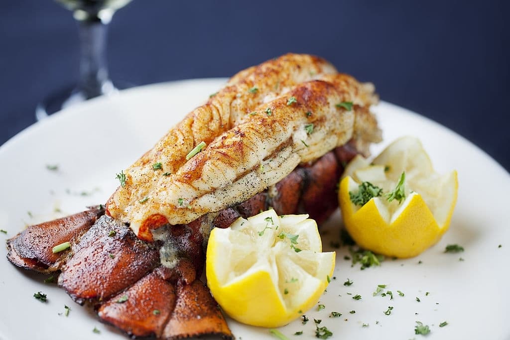how to cook lobster tail