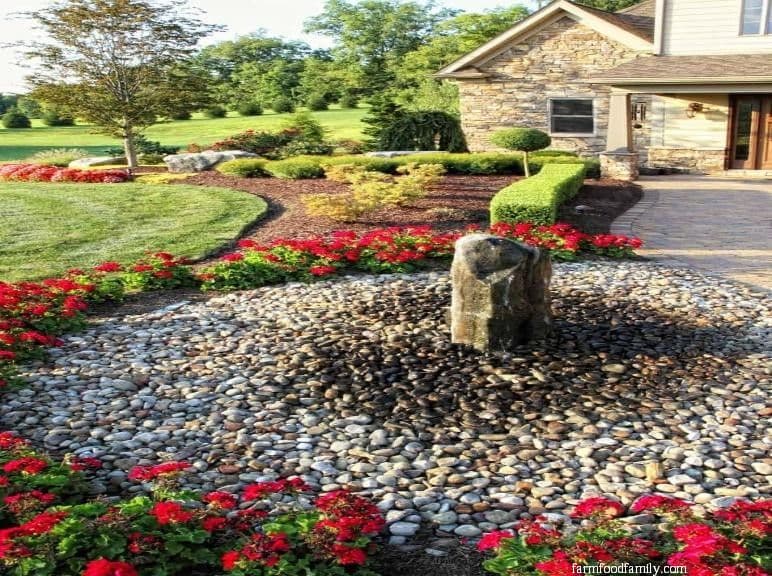 5 landscaping ideas with mulch and rocks
