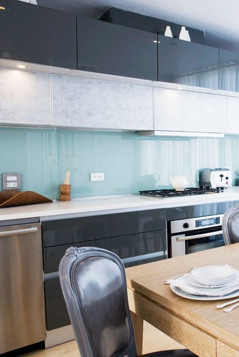 25 kitchen backsplash ideas for white cabinets