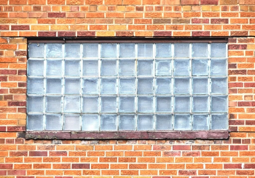 19 glass block window