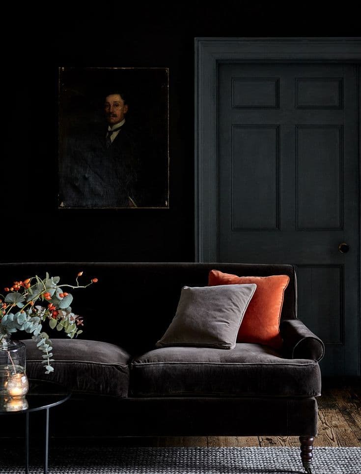 15 what colors go with charcoal grey couch