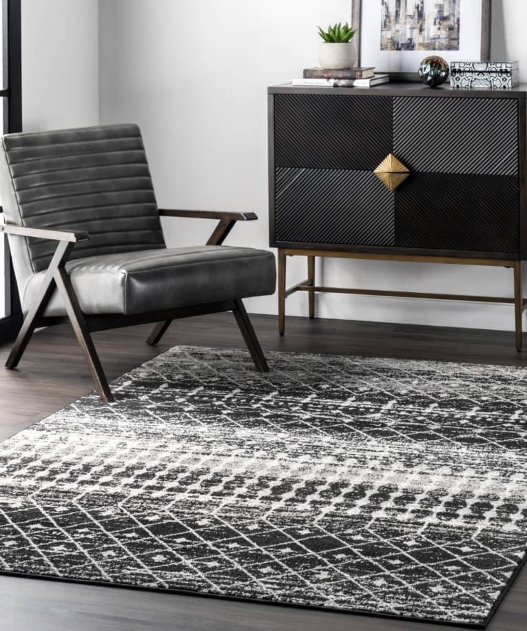 24 black and white rug for dark wood floors
