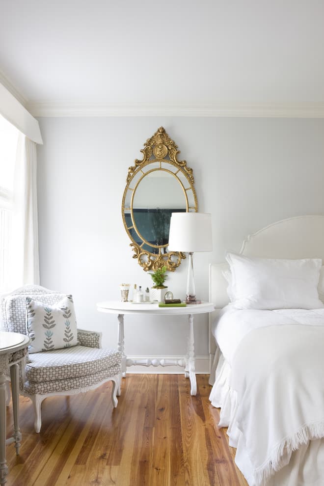 13 white gold bedroom with mirror accent ideas 1