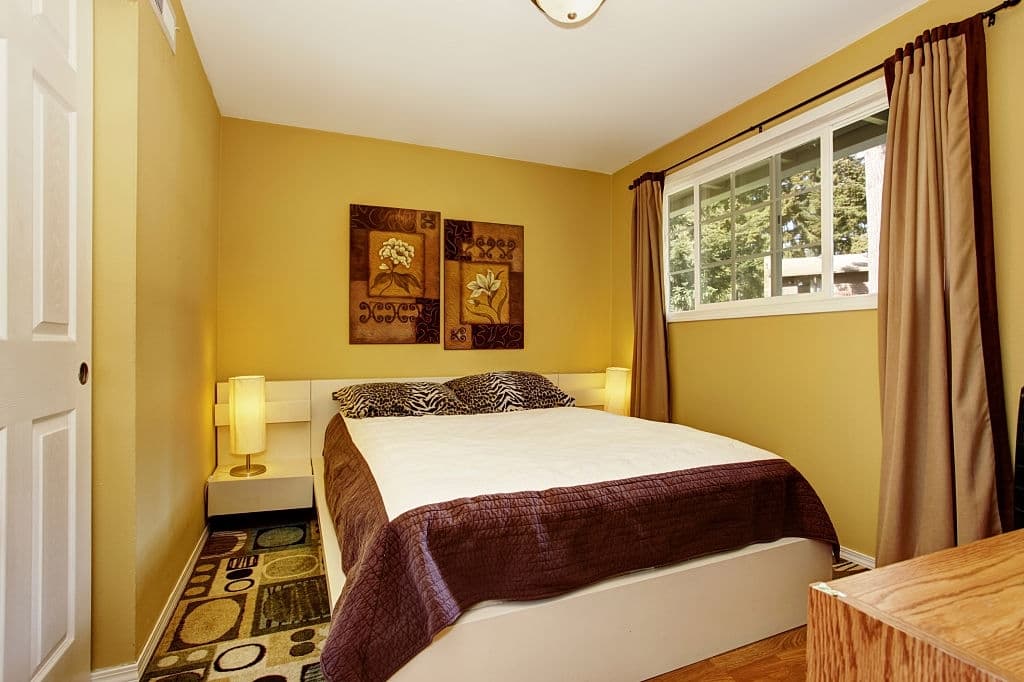 15 white yellow gold bedroom ideas 1