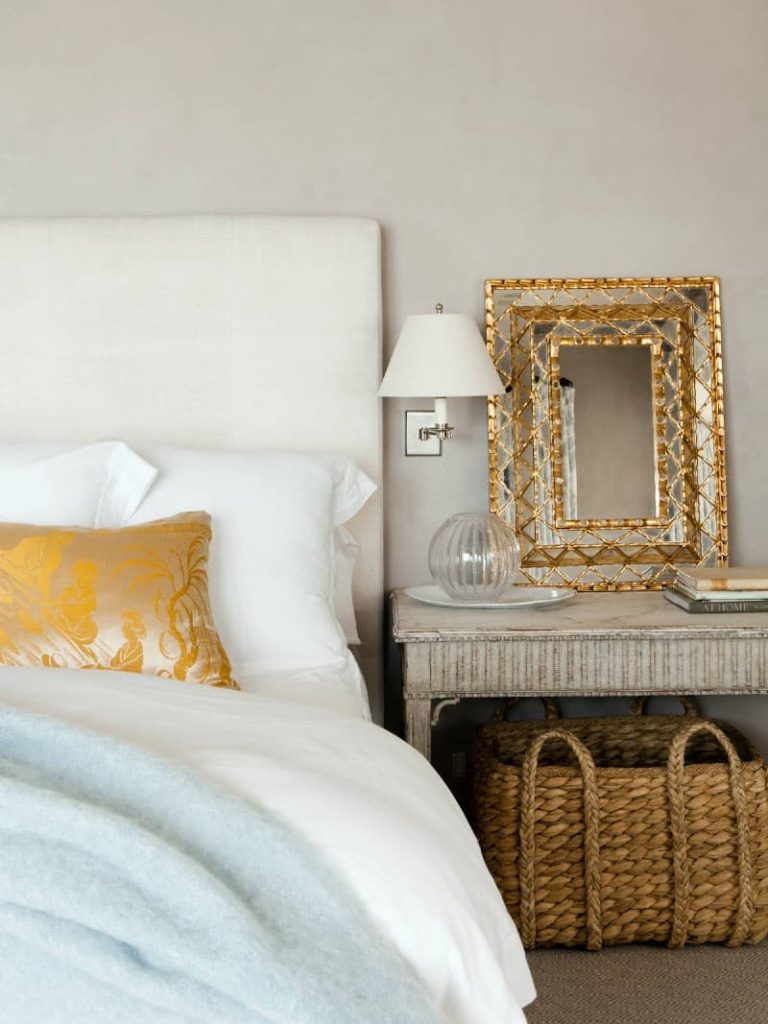 15 white yellow gold bedroom ideas 3