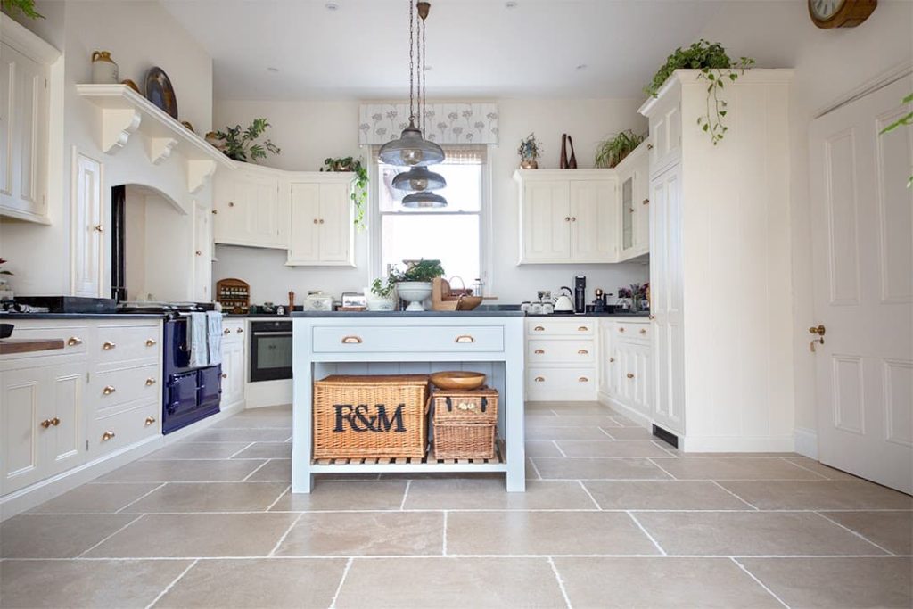 Kitchen Floor Tile Ideas And Designs, Rustic Kitchen Floor Tiles Uk