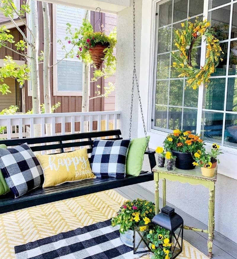 23 small front porch ideas on a budget