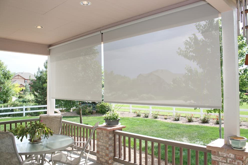25 deck shade ideas with movie screen