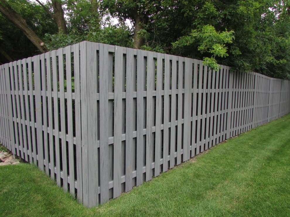 27 shadowbox fence