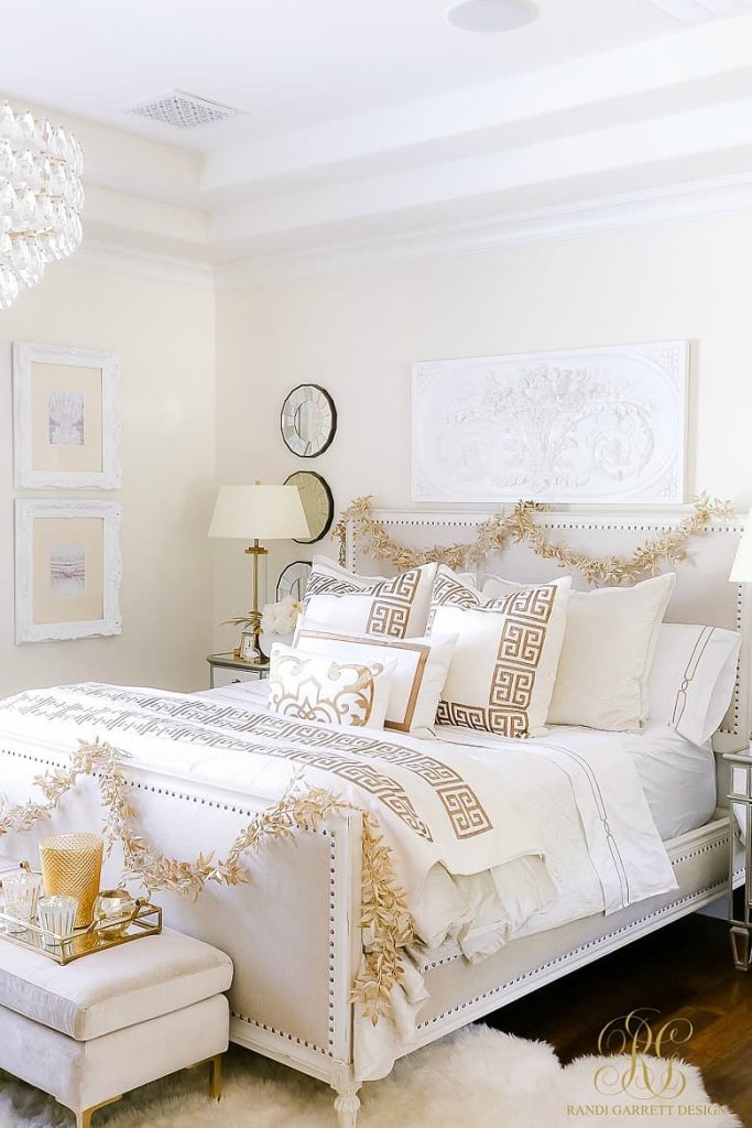 5 festive white gold bedroom ideas 3