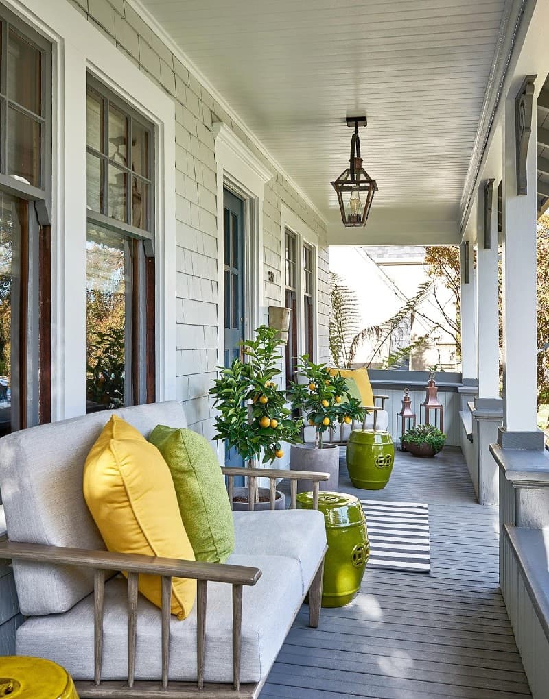 6 small front porch ideas on a budget
