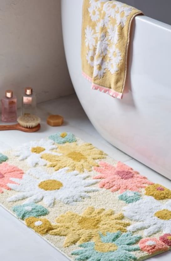 7 bathroom rug ideas