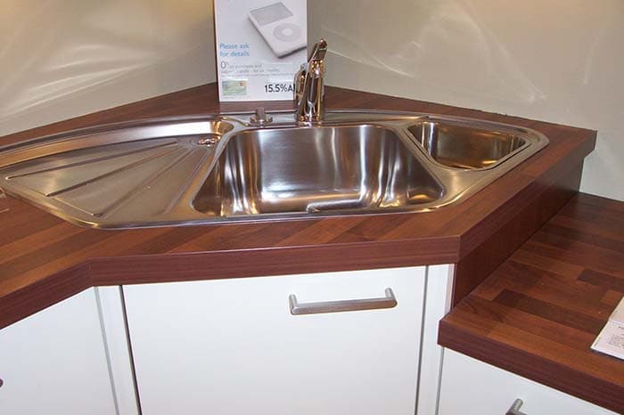 16 kitchen sink ideas