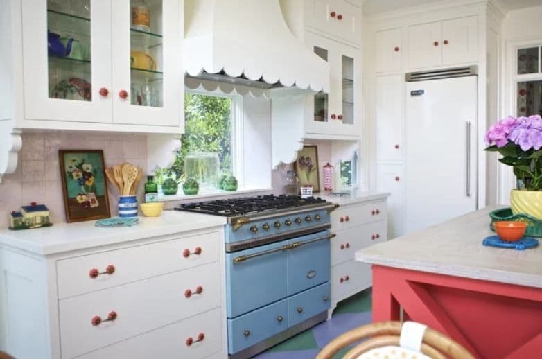 35 kitchen cabinet hardware ideas