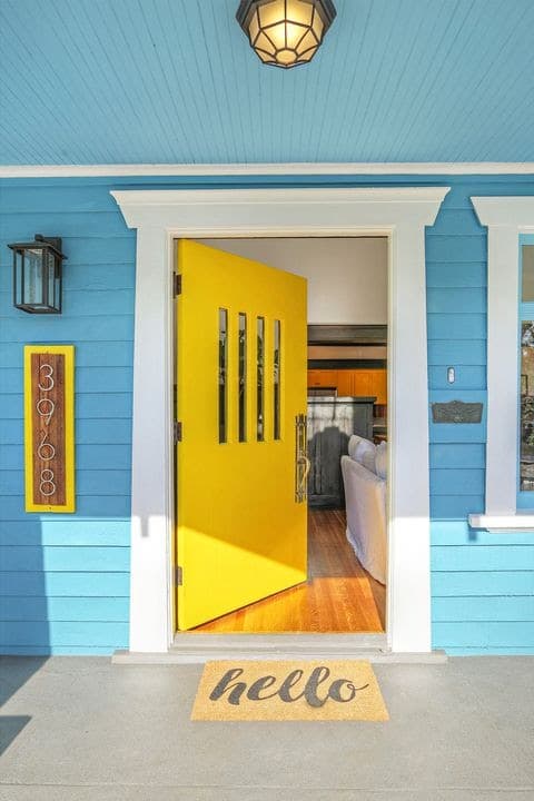 4 front door colors for blue house