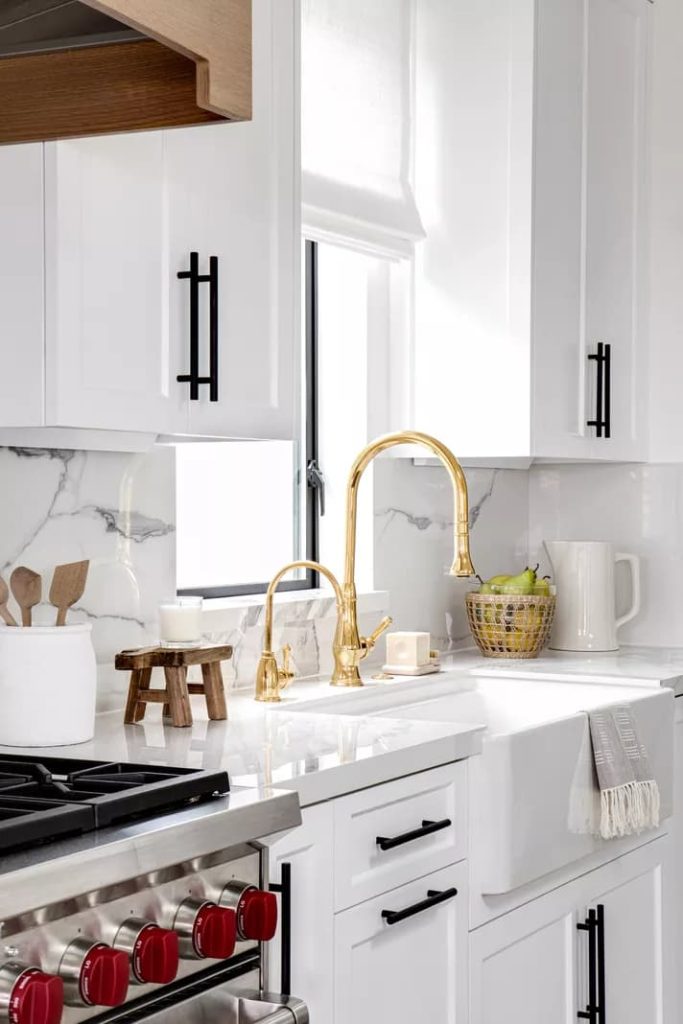 6 kitchen cabinet hardware ideas