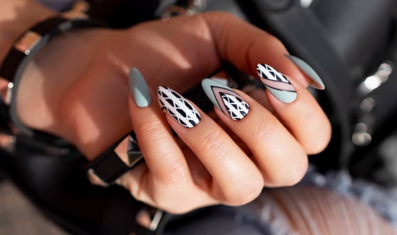 8 black nail design ideas