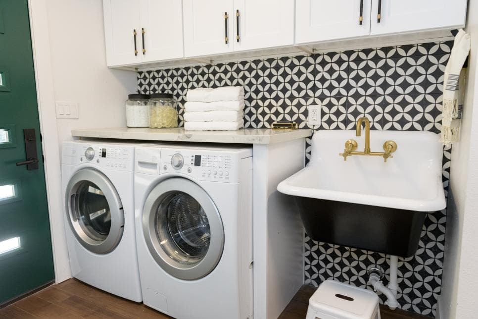18 laundry room makeover ideas