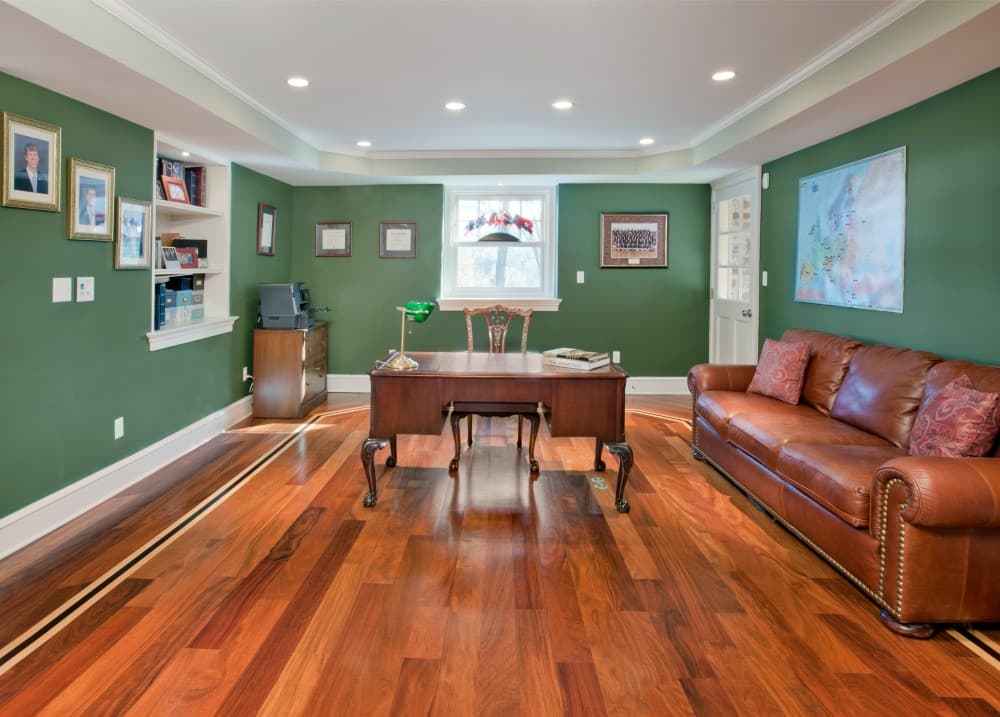 2 colors go with cherry wood floors