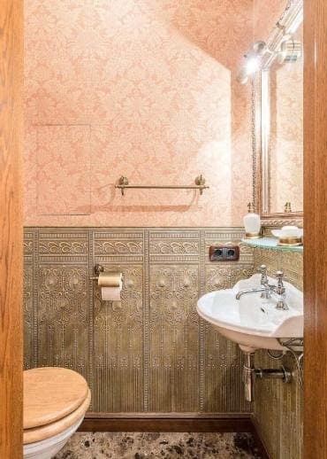 23 bathroom wainscoting ideas