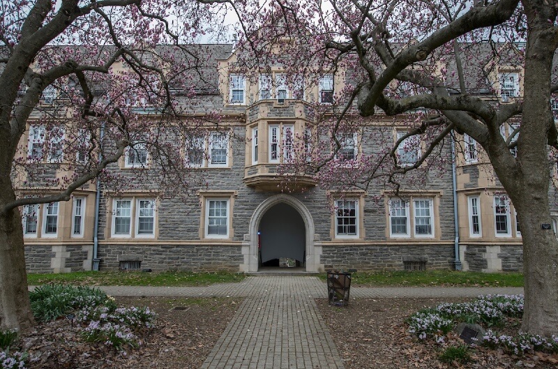 24 colleges that look like hogwarts
