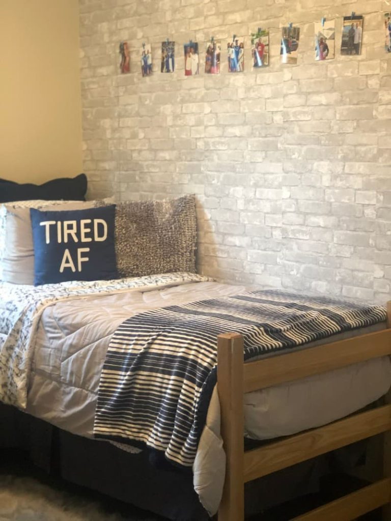3 dorm room ideas for students