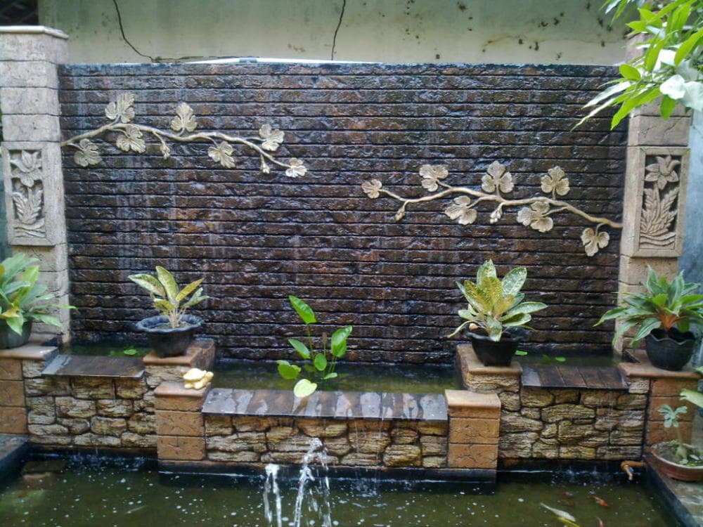 3 garden wall ideas 1